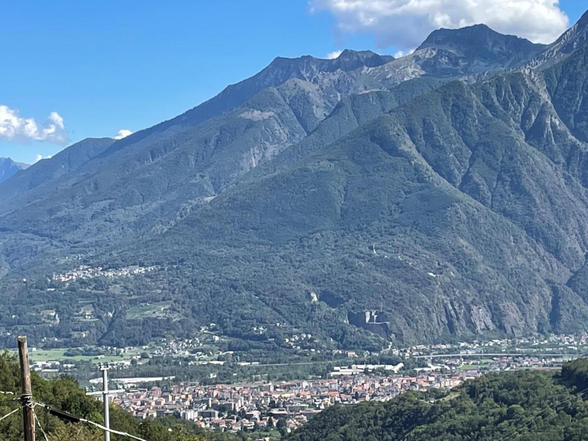 Casa Vacanze La Carbunera Villa Domodossola Buitenkant foto